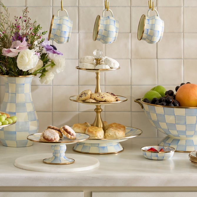 Sky Check Three Tier Sweet Stand image number 4