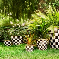 Courtly Check Extra Large Garden Pot