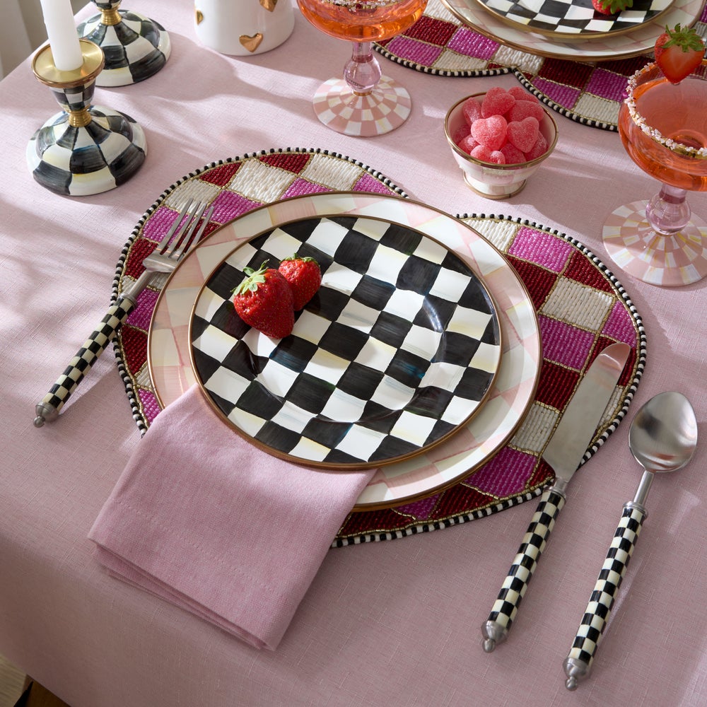 Beaded Check Heart Shaped Placemat mackenzie-childs Panama imagen 1