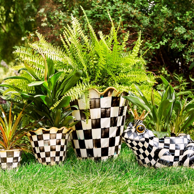Check Ceramic Jumbo Garden Pot image number 0
