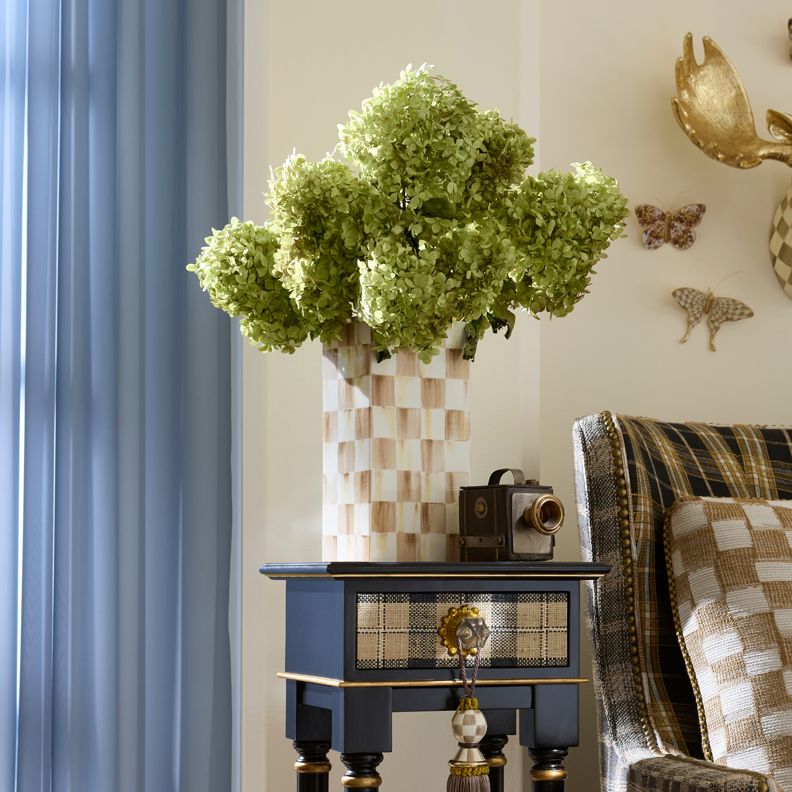 Check Pillar Vase