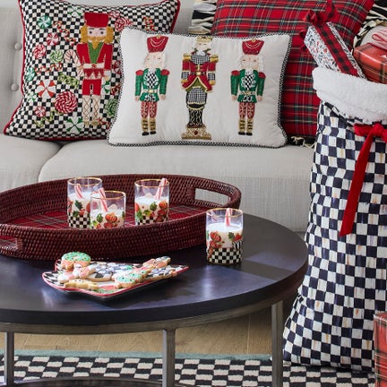 Deck the Halls Glassware