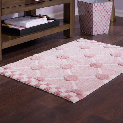 Lattice & Dot Bath Rug