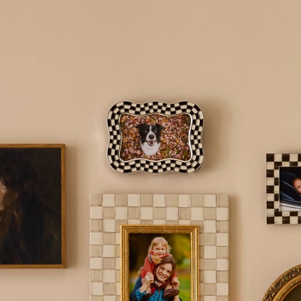 Wavy Check Silver Plated Frame