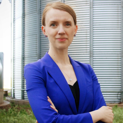 Headshot of Dr. Megan Roberts
