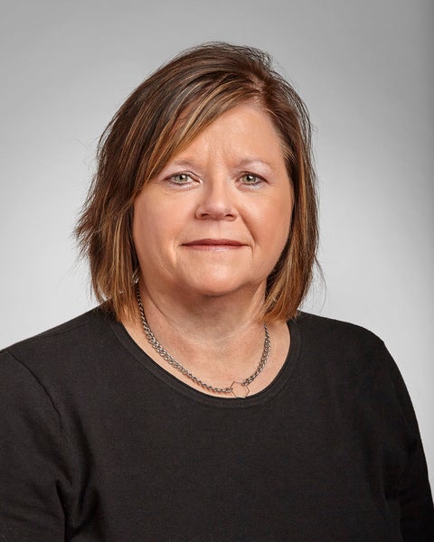 Headshot of Teresa Zart