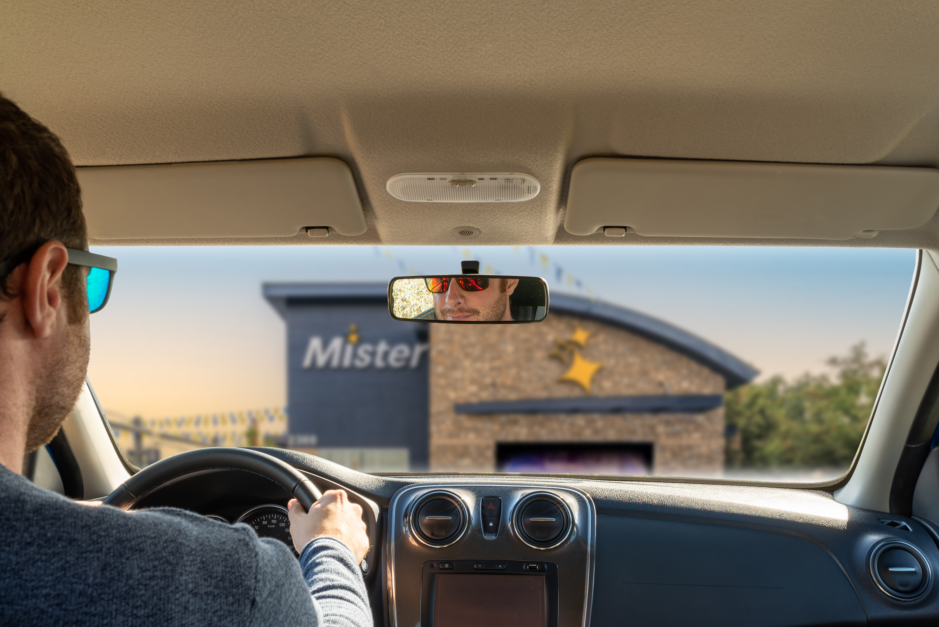 Mister Car Wash Expands Presence in Houston Market with Two New Locations