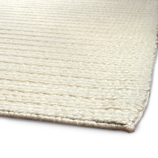 Leonora Rug