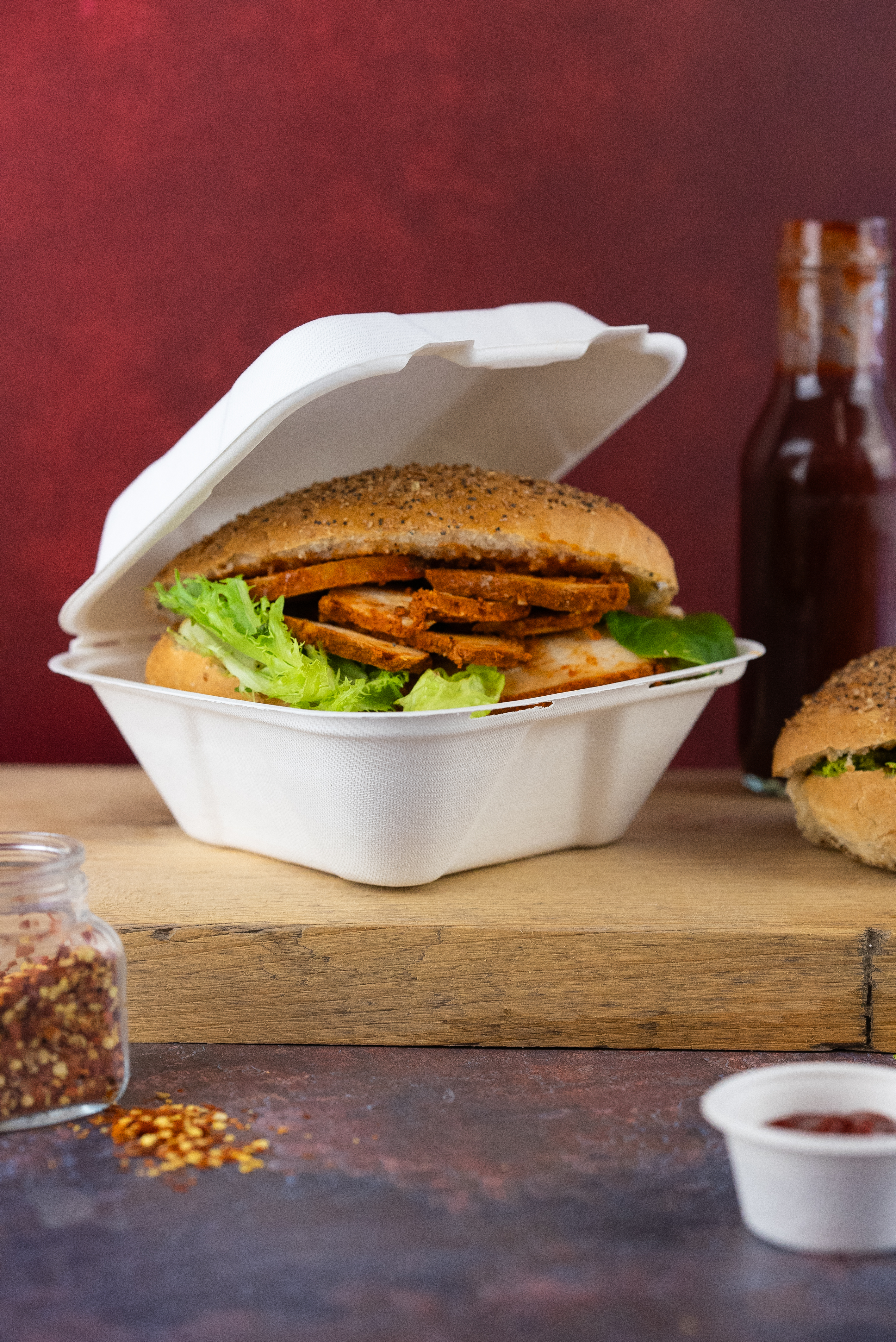 7 x 7in/160 x 170 mm Nourish moulded fibre clamshell - Pack of 500