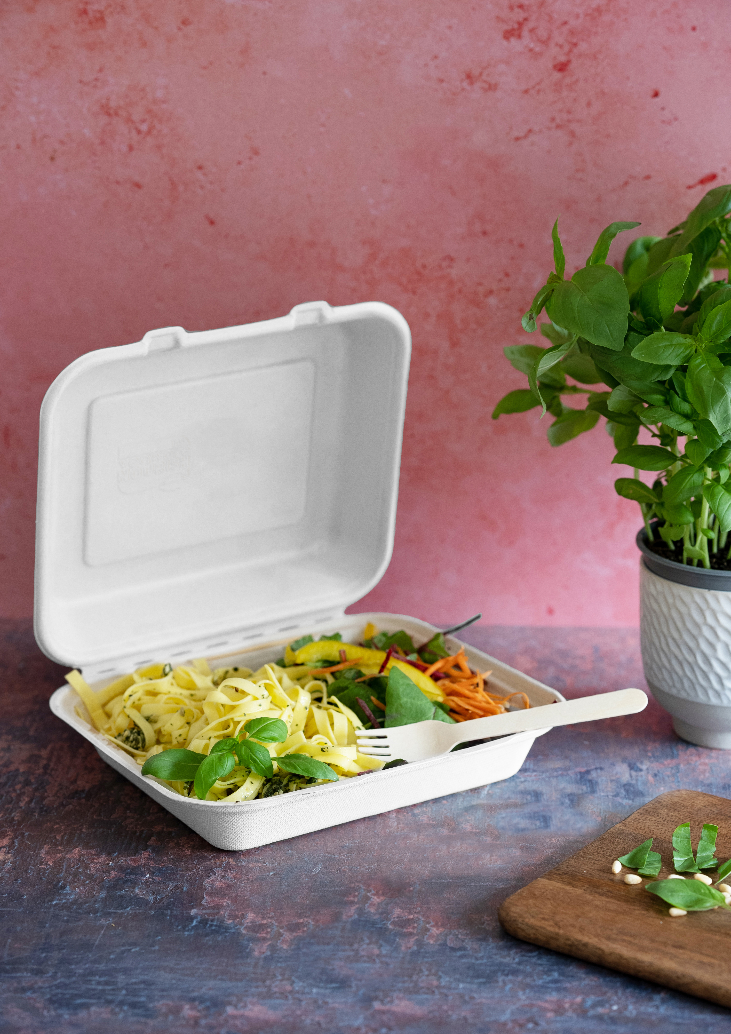 9 x 8in/240 x 205mm Nourish moulded fibre lunch box - Pack of 200