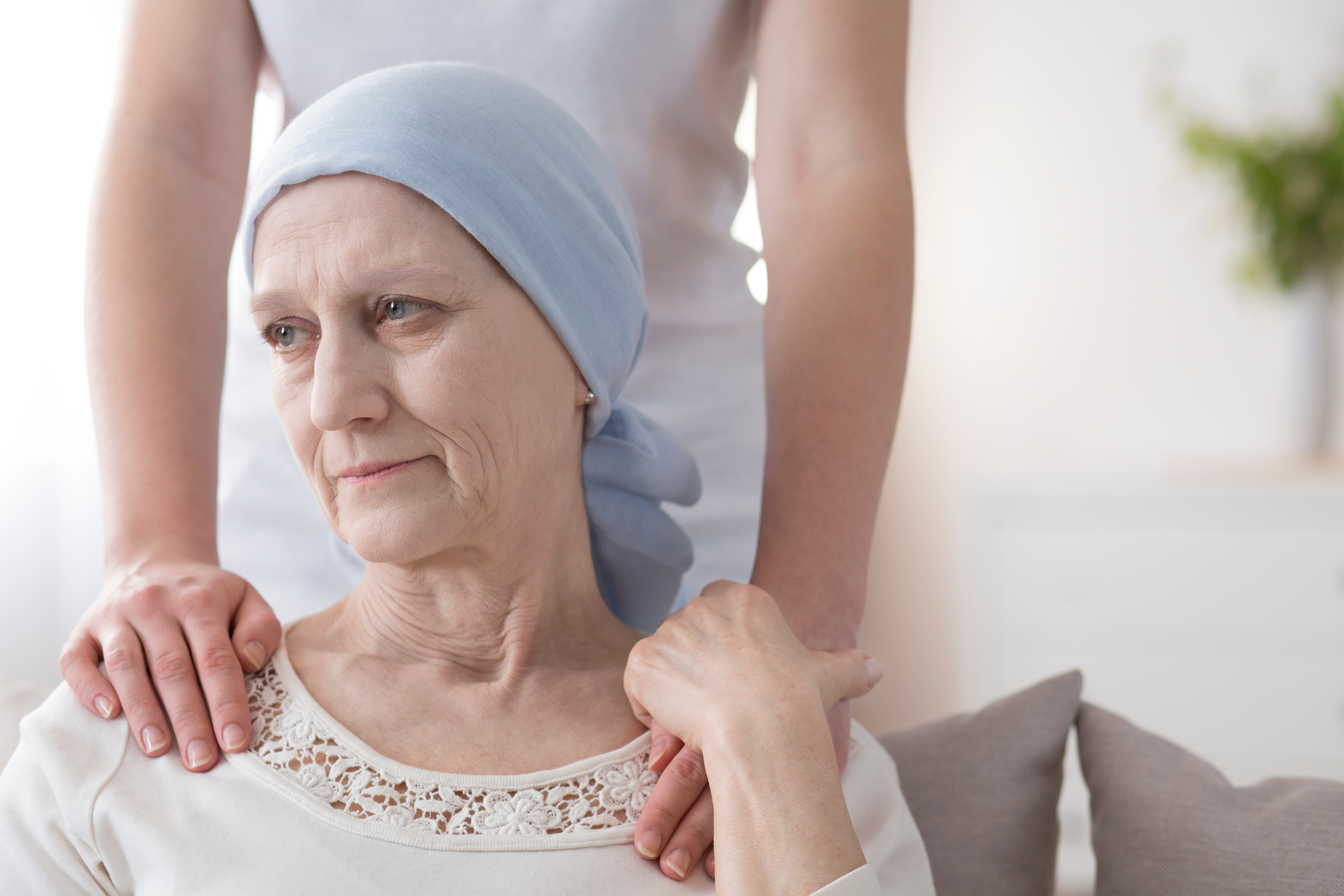 Treatment of mNSCLC utilizes targeted therapy or chemotherapy and is often guided by molecular profiling.