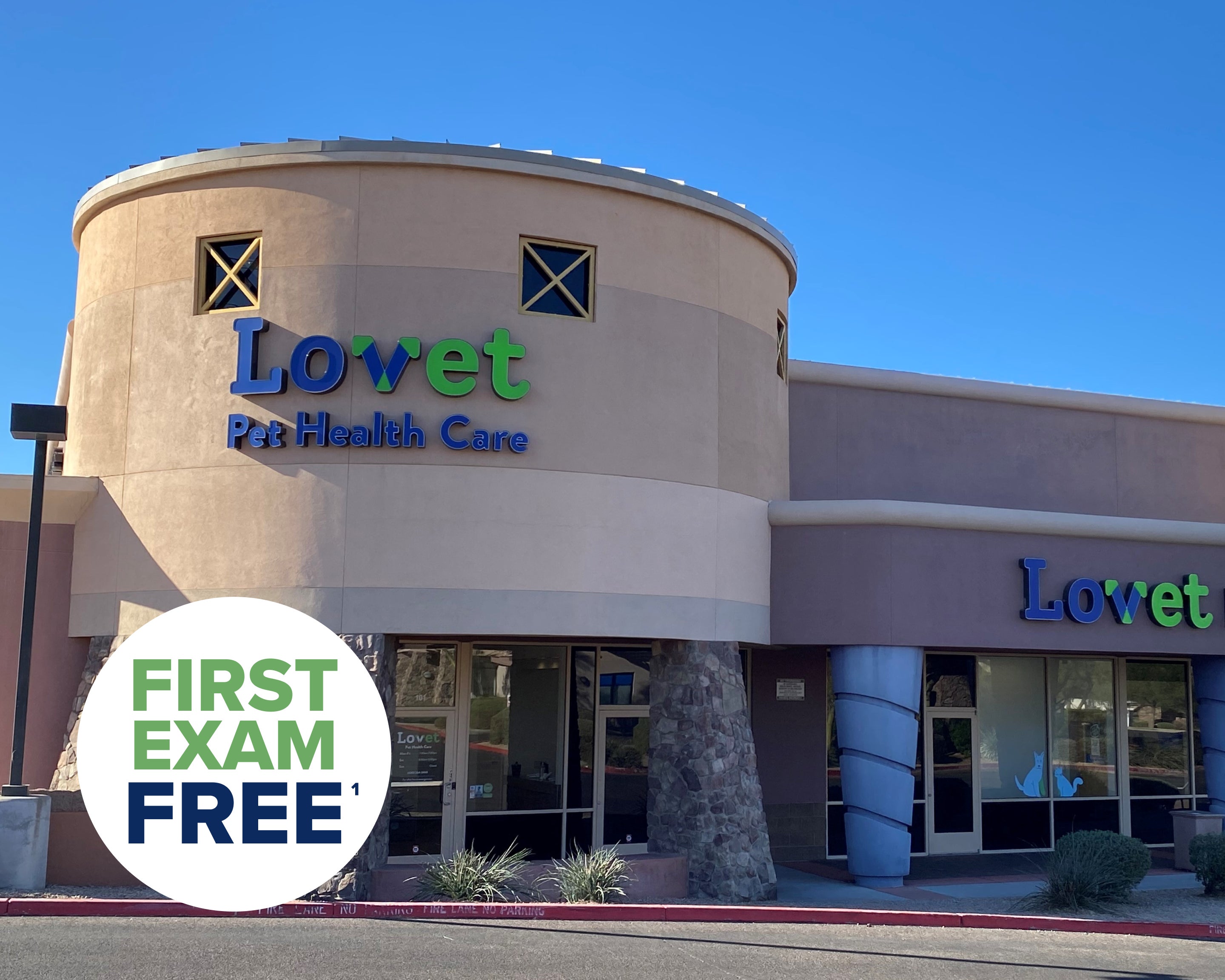 The exterior of Lovet Pet Health Care's Las Sendas location.