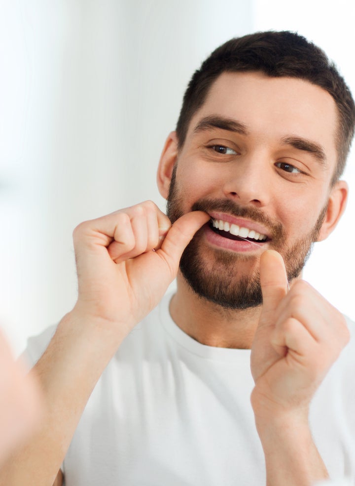 11 types of floss for optimal oral health