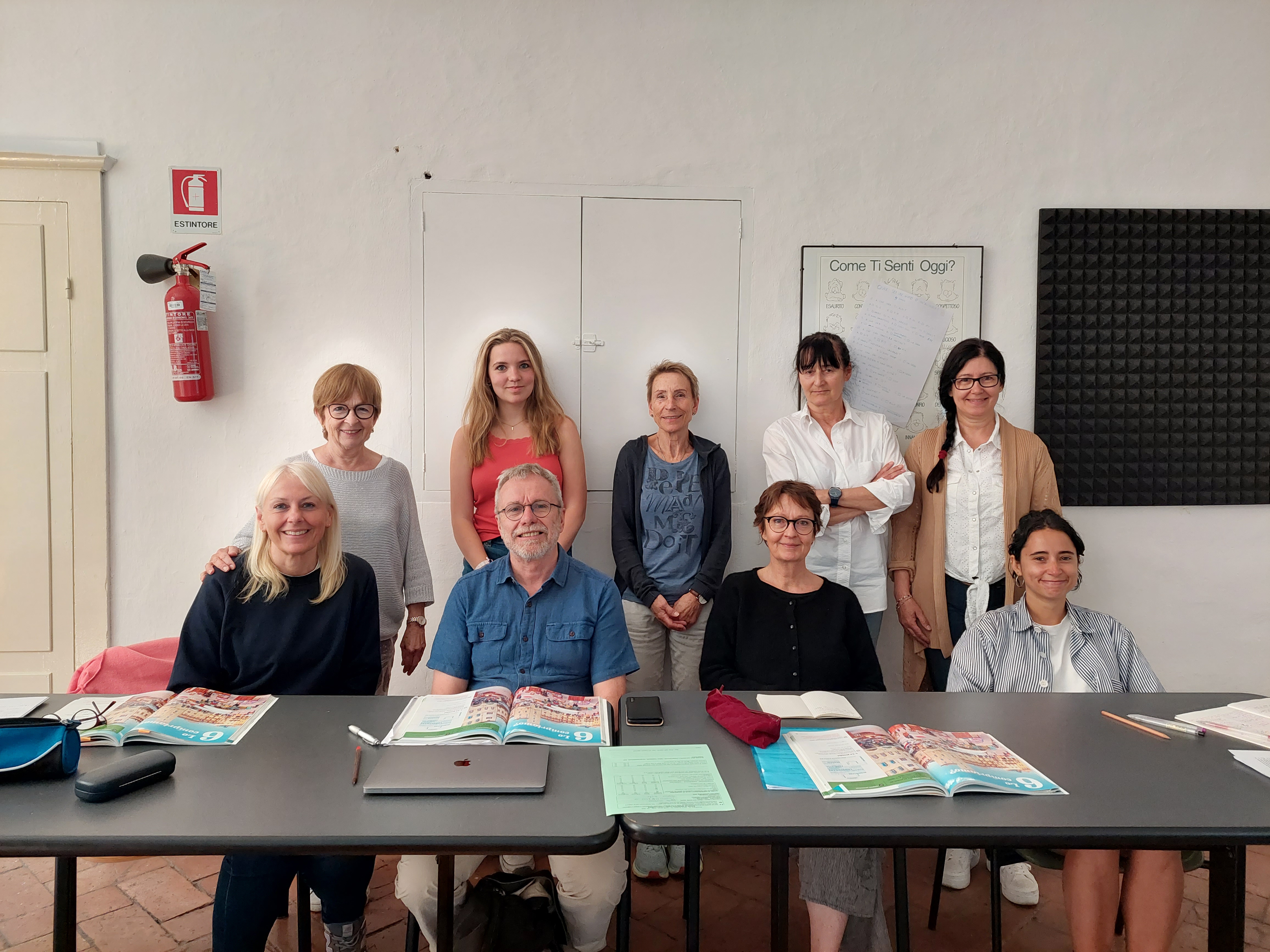 Students in class at Dante Alighieri Siena