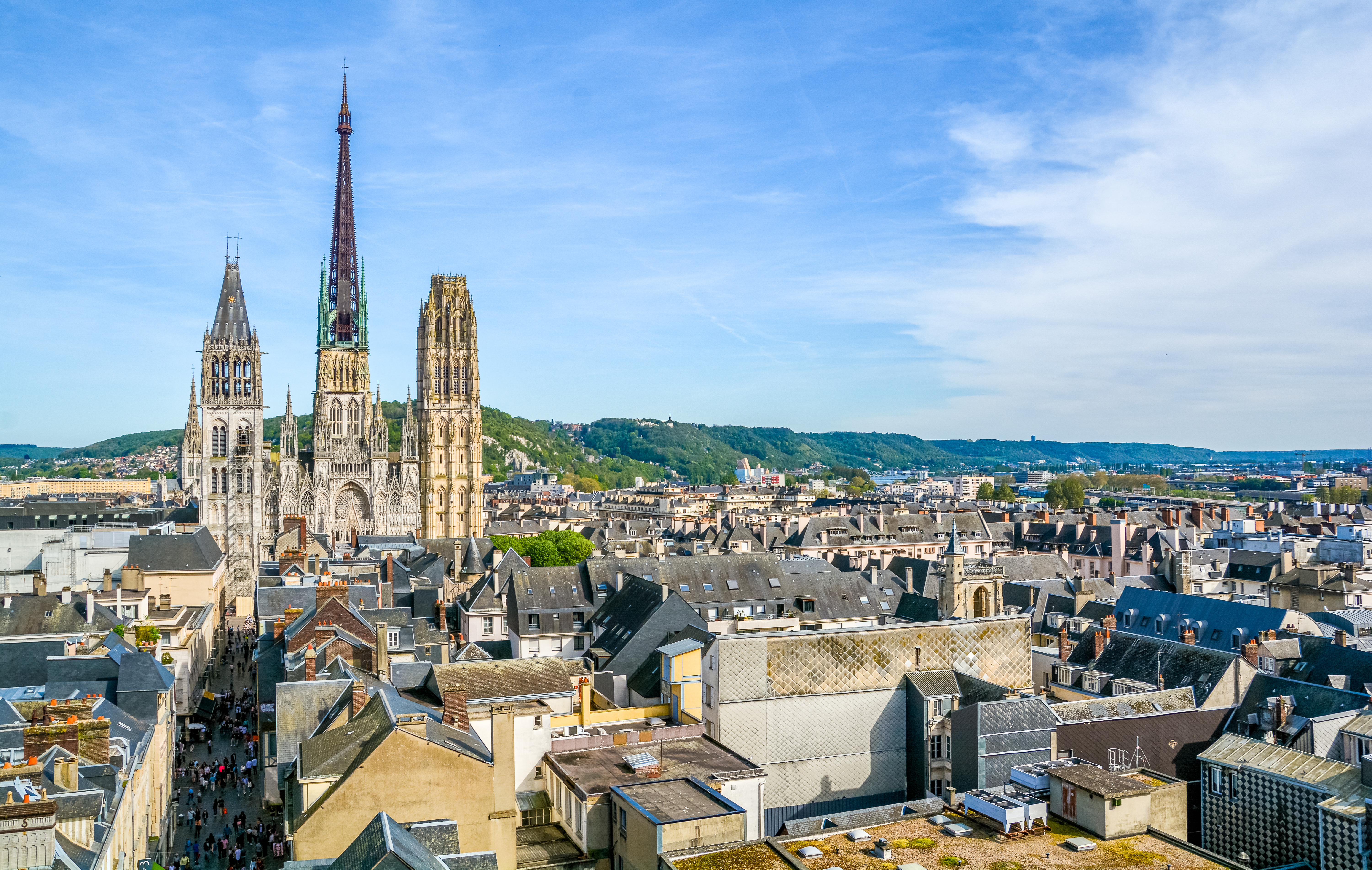 Panoramic view of Rouen, with the gothic Cathedral of Notre-Dame, on a sunny afternoon