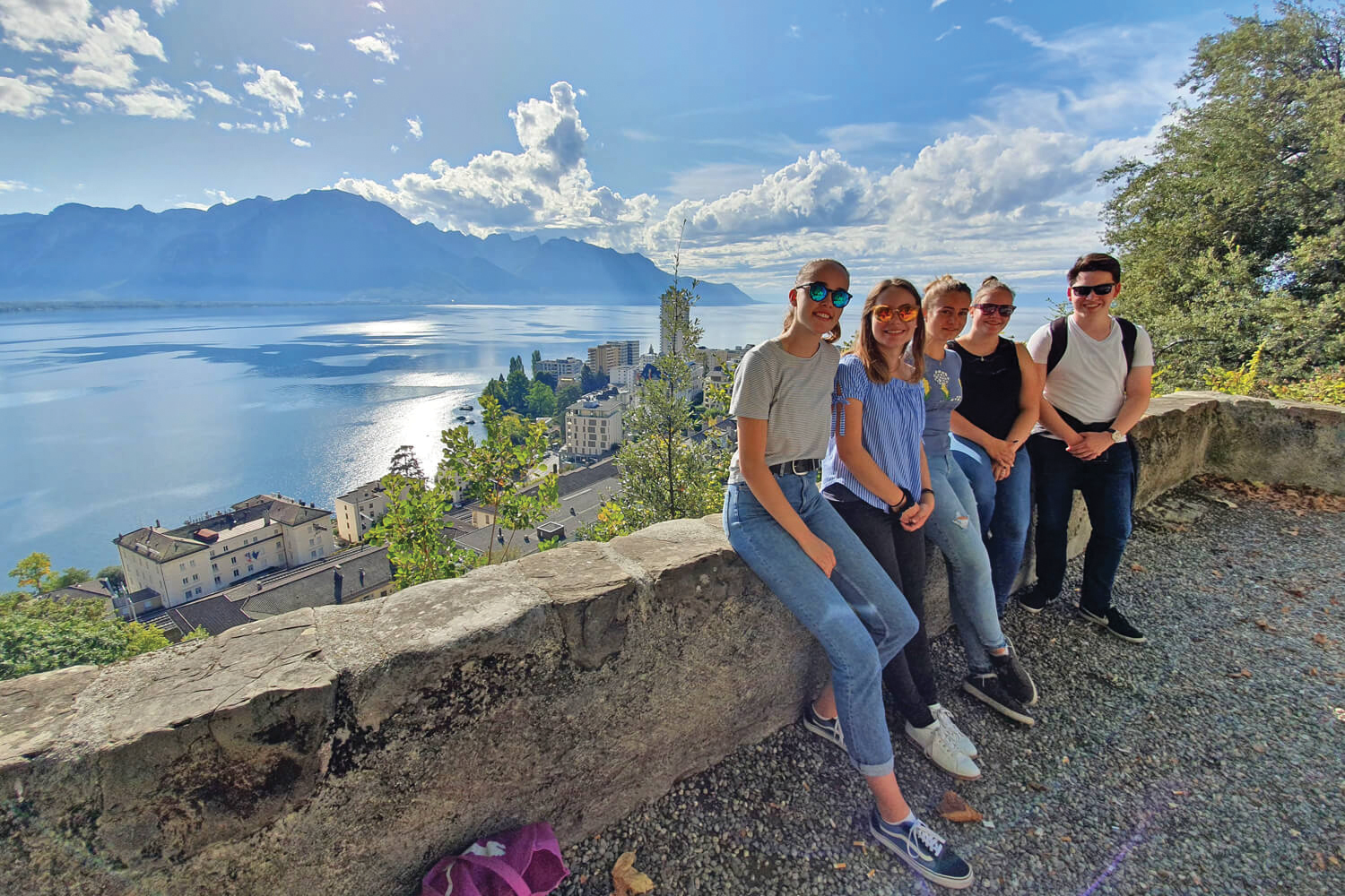 Students enjoying Montreux, sightseeing activity