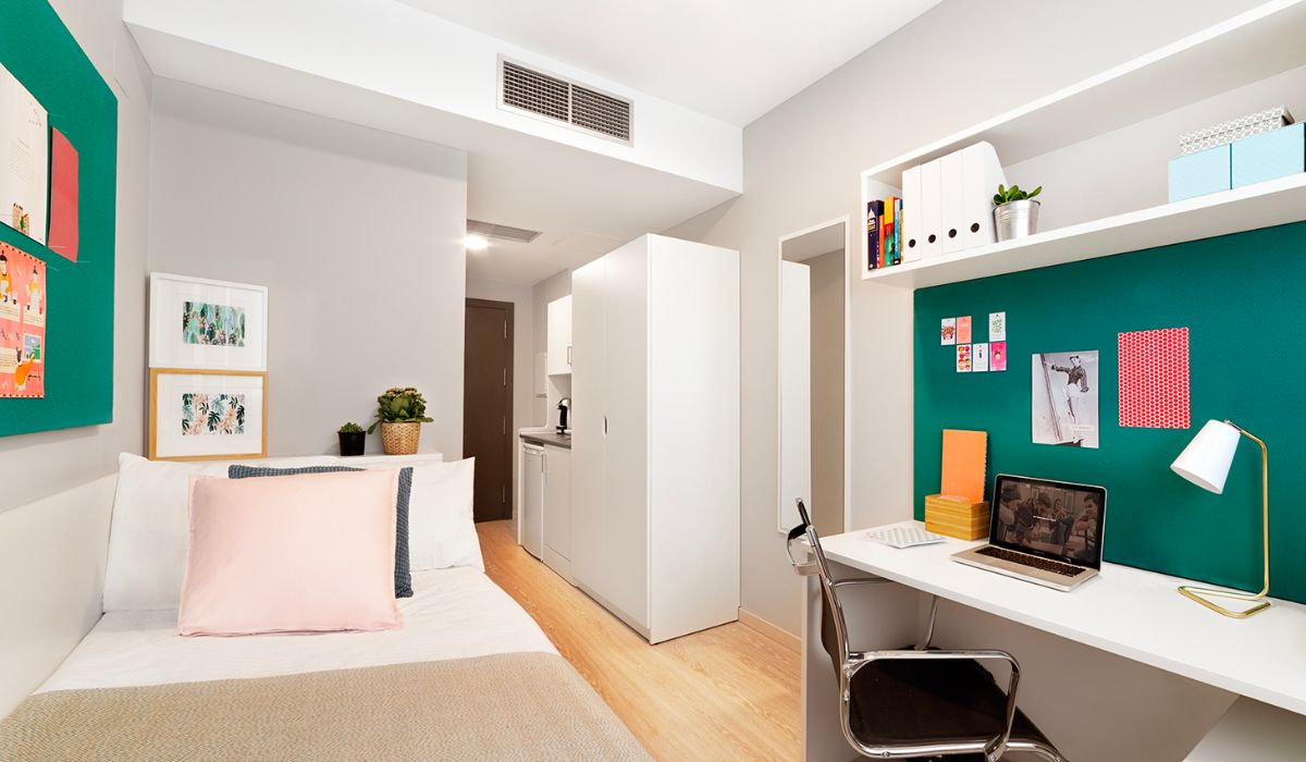 Bedroom at the Yugo El Faro Student Residence