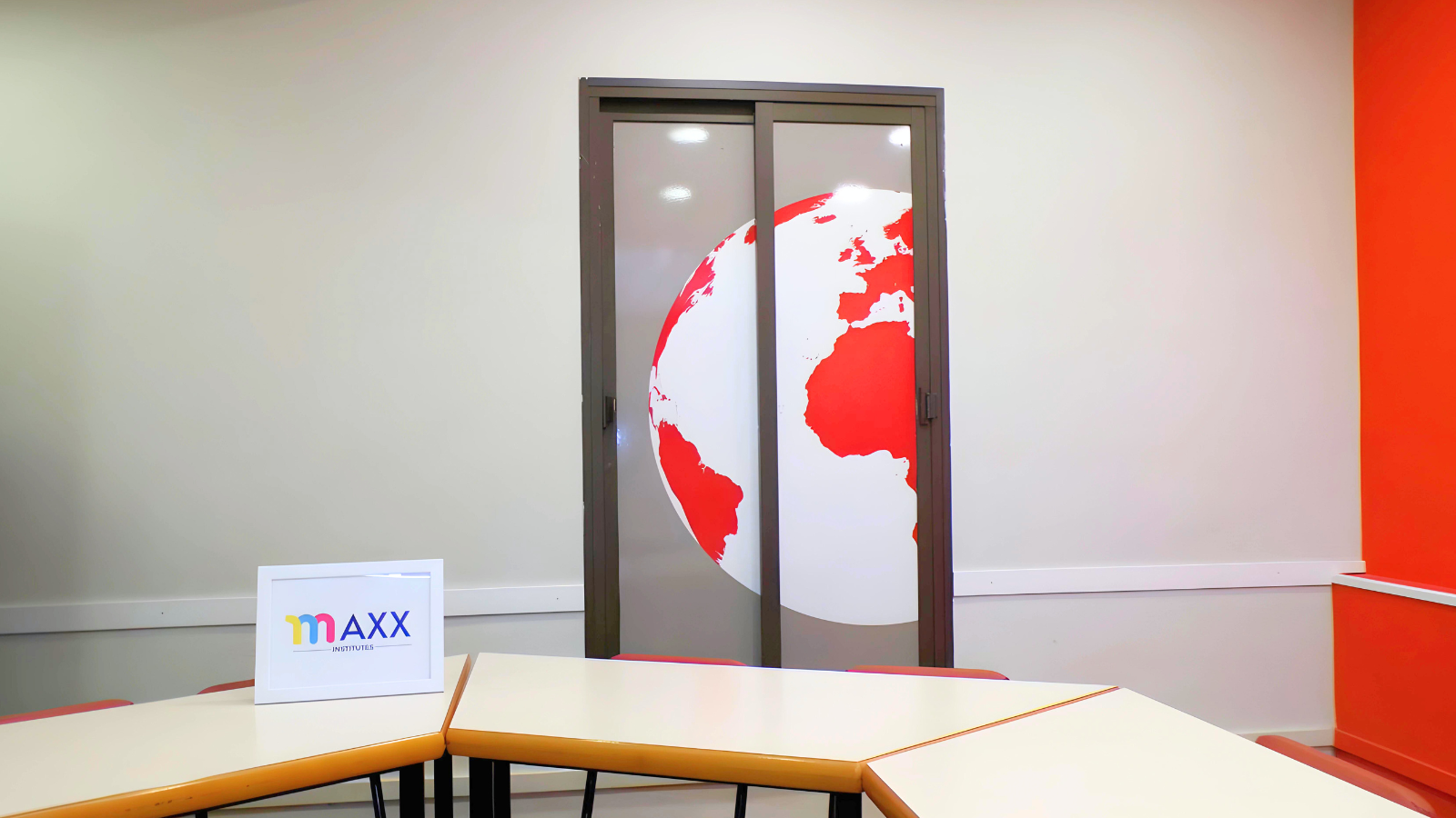 Classroom at Maxx Institute Young Adults in Mallorca