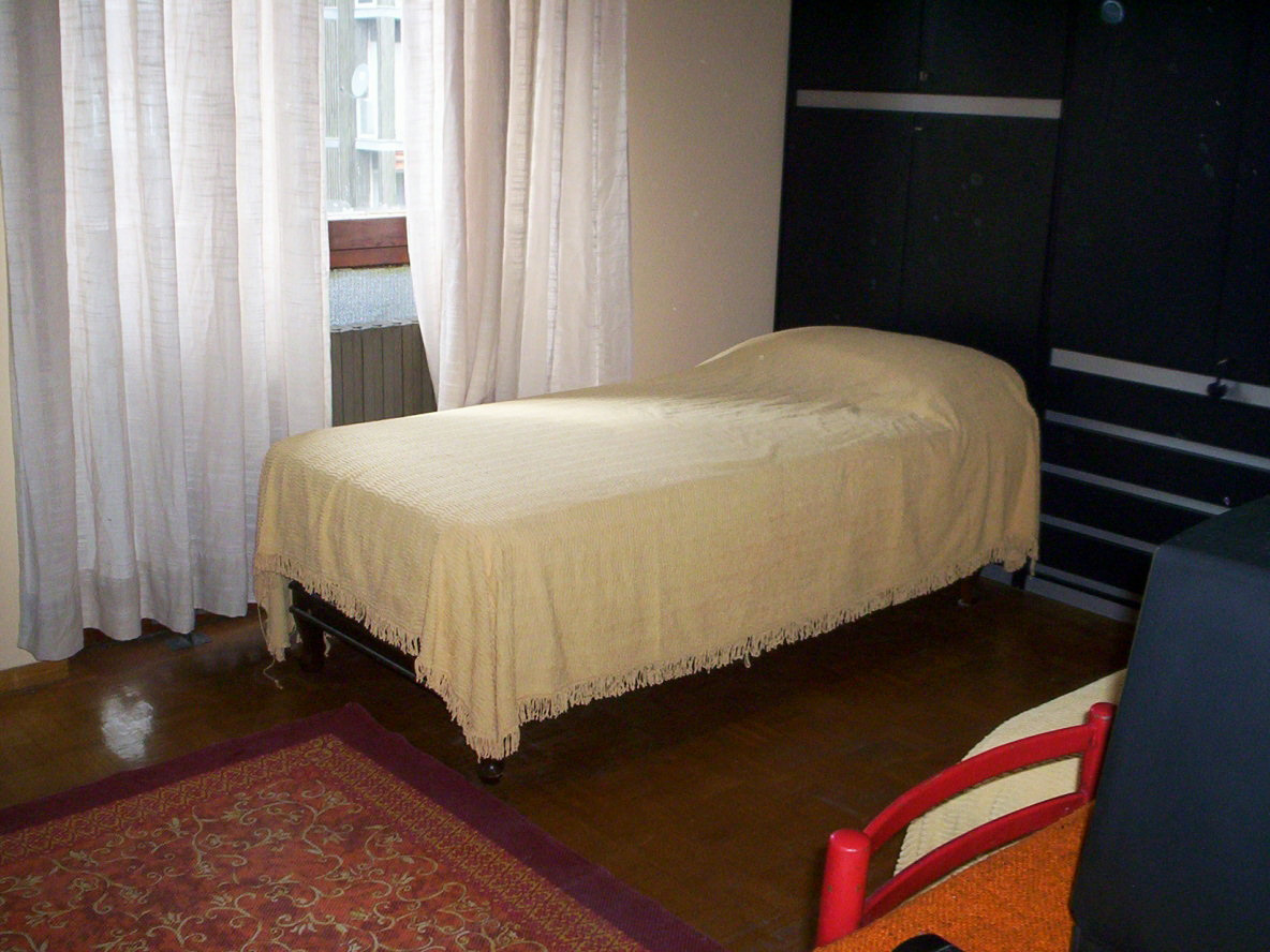 Bedroom at the shared apartment in Milan