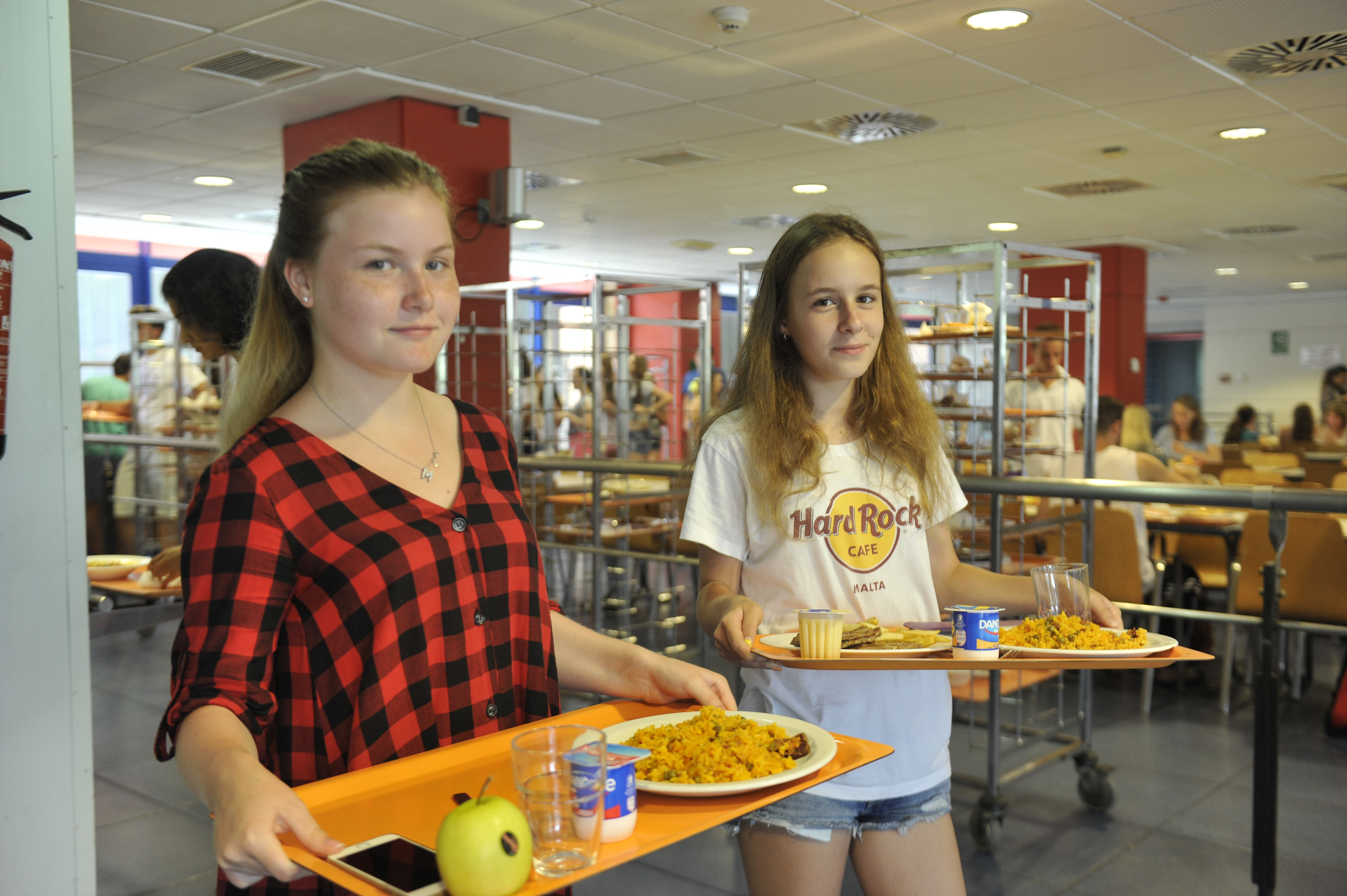 Two students at the cantina