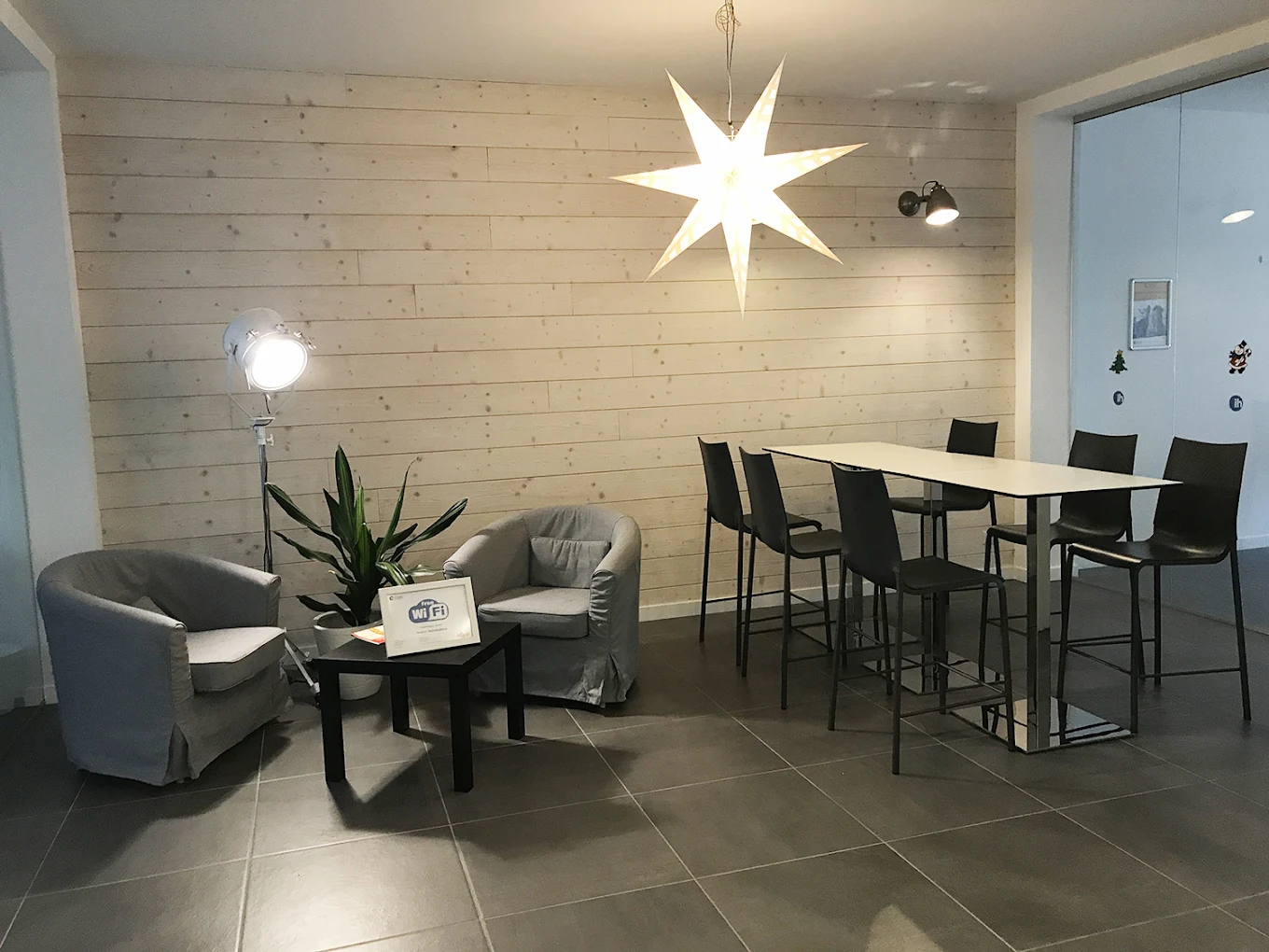 Common room at IH Como