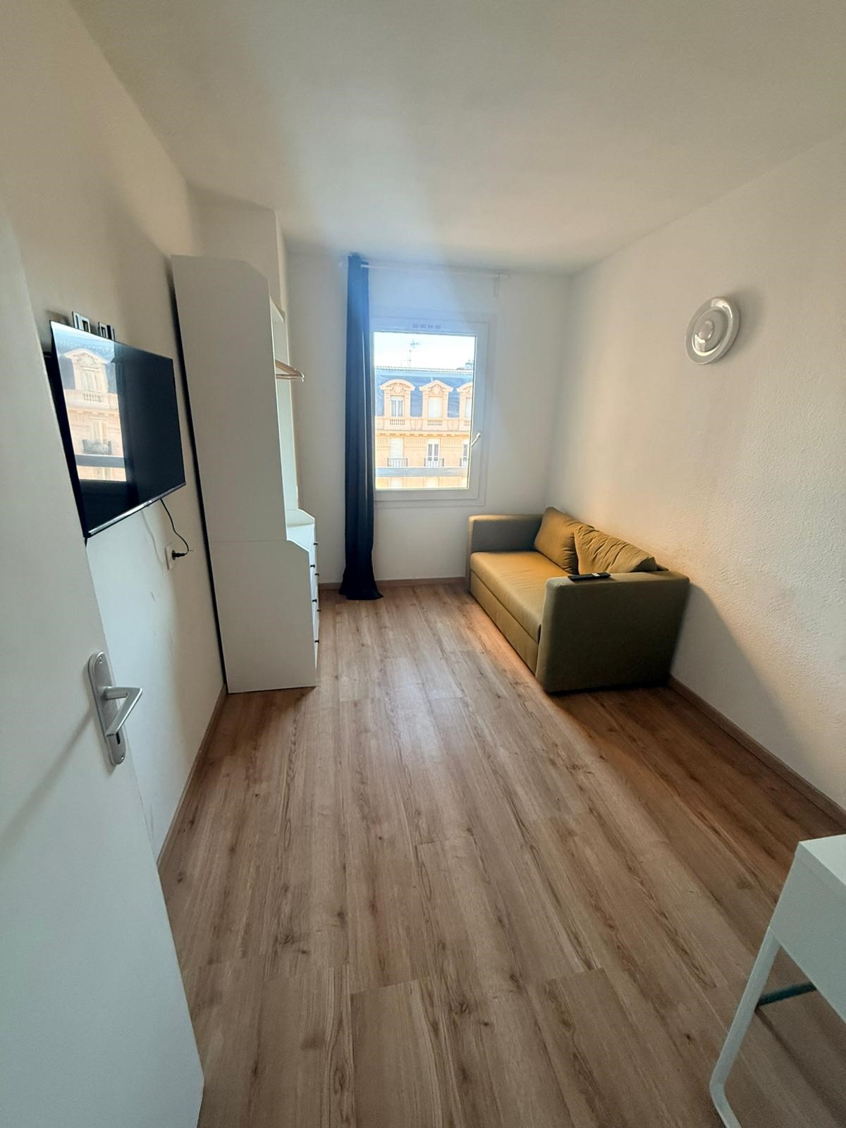 Azurlingua Nice Pistermann Apartment room two