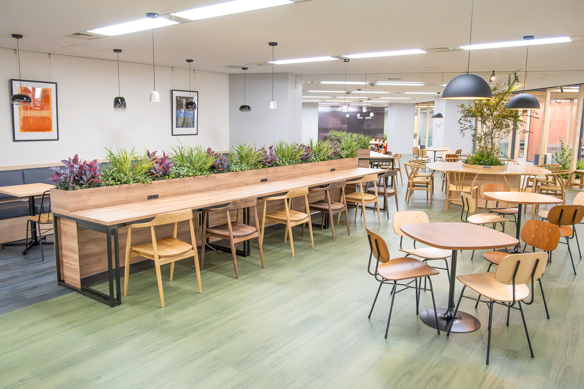 Common room at ISI Tokyo