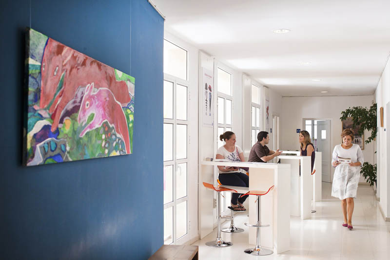 Students in communal area at CLIC Sevilla