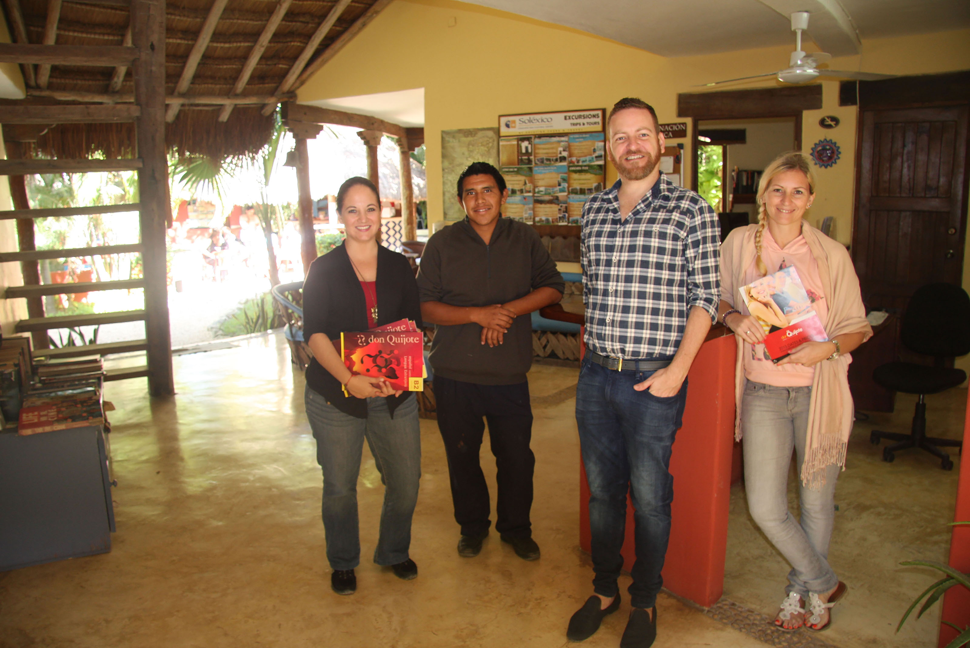 Students and staff at the reception at don Quijote Playa del Carmen