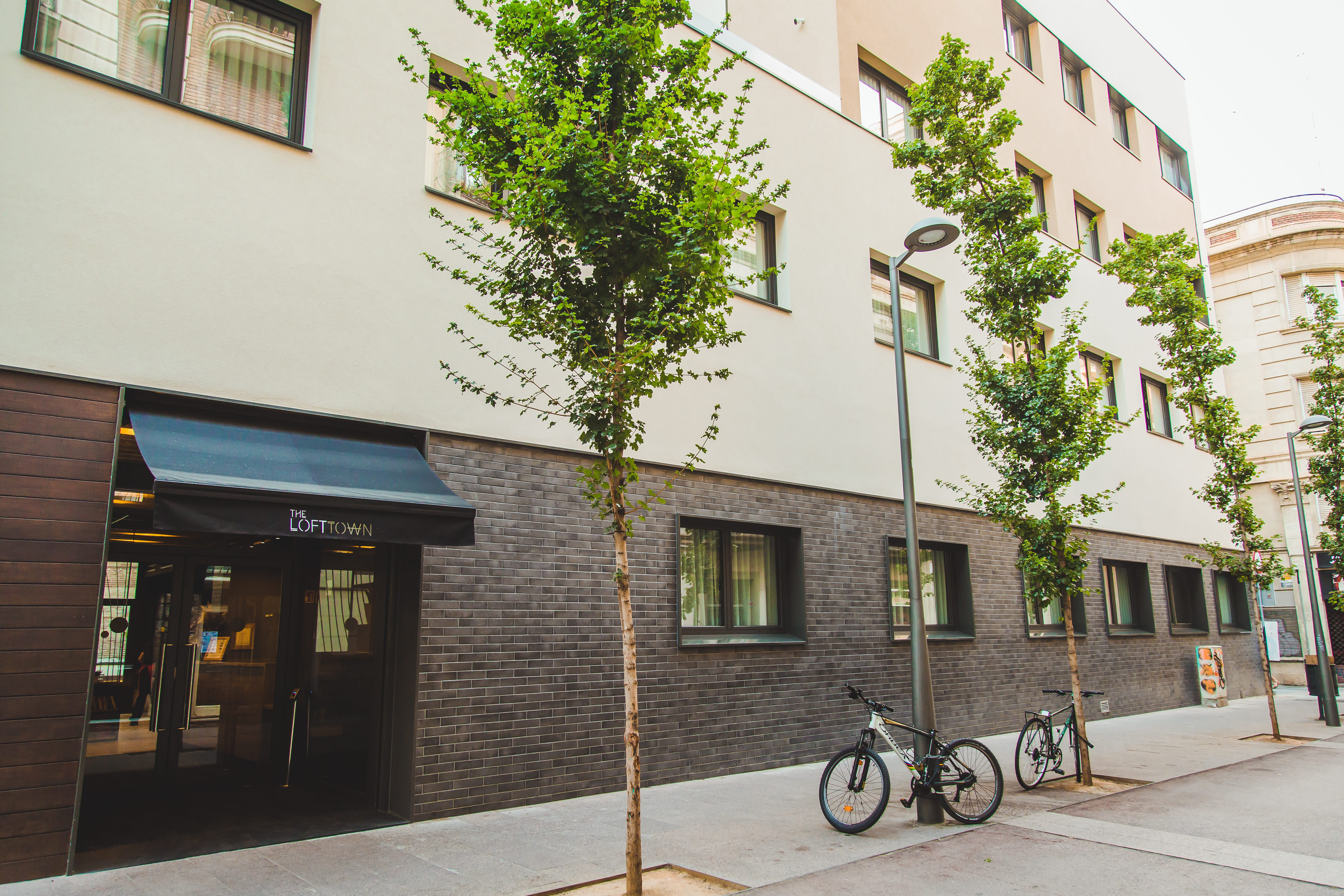 Building for the Barcelona City Camp
