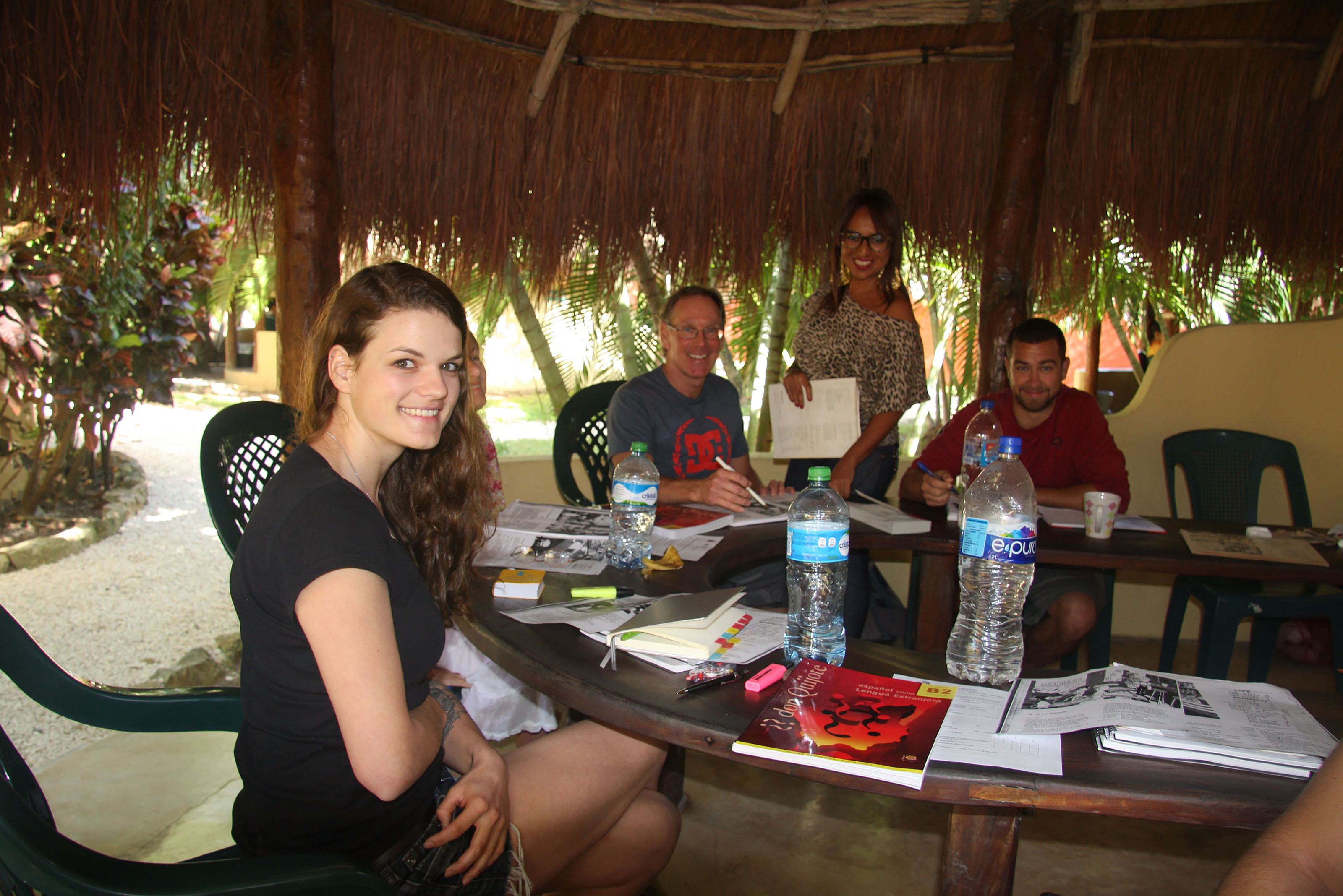 Students during class at don Quijote Playa del Carmen