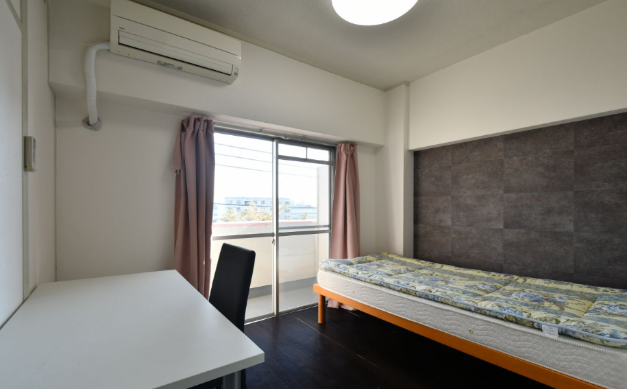 Bedroom at J&F Mukonoso student house