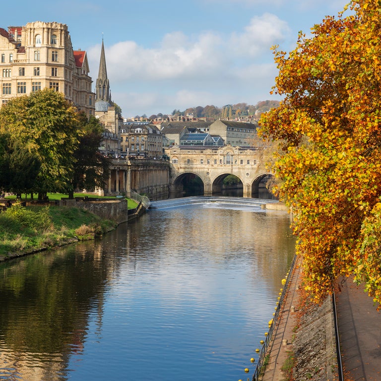Pulteney Weir and Bridge in Bath