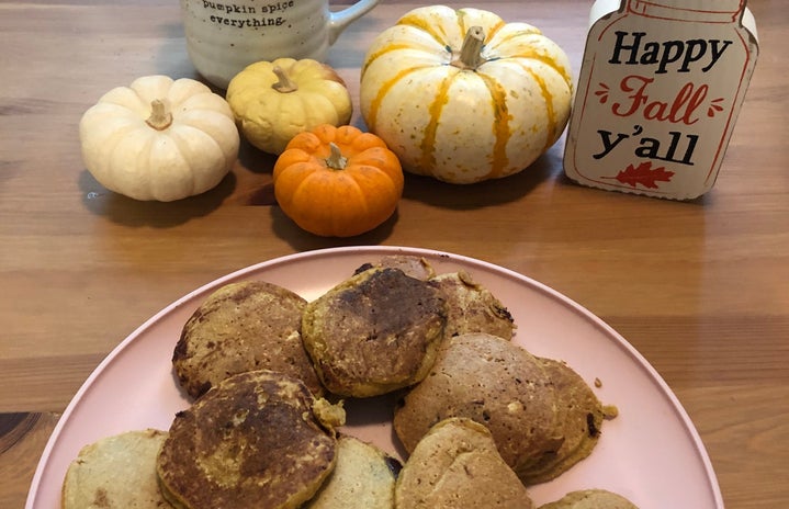 gluten free pumpkin pancakes by Brooke Sagun?width=719&height=464&fit=crop&auto=webp