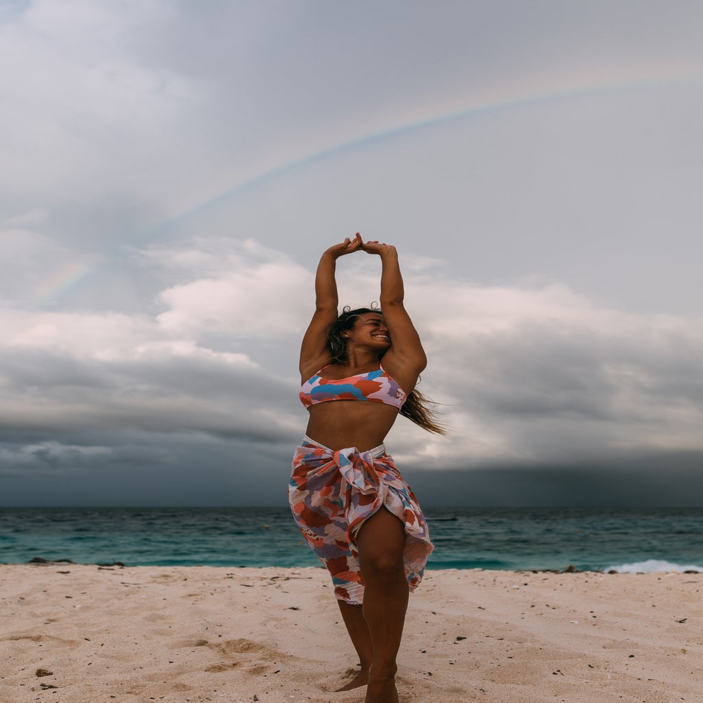 MEET ERYN KROUSE INFLUENCER SURFER AND DESIGNER OF JOLYN X ERYN
