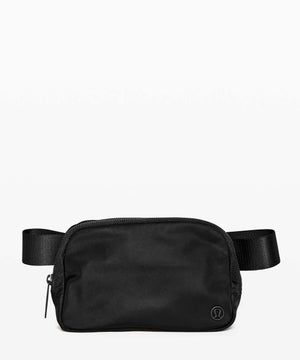 Lululemon Everywhere Bag?width=300&height=300&fit=cover&auto=webp