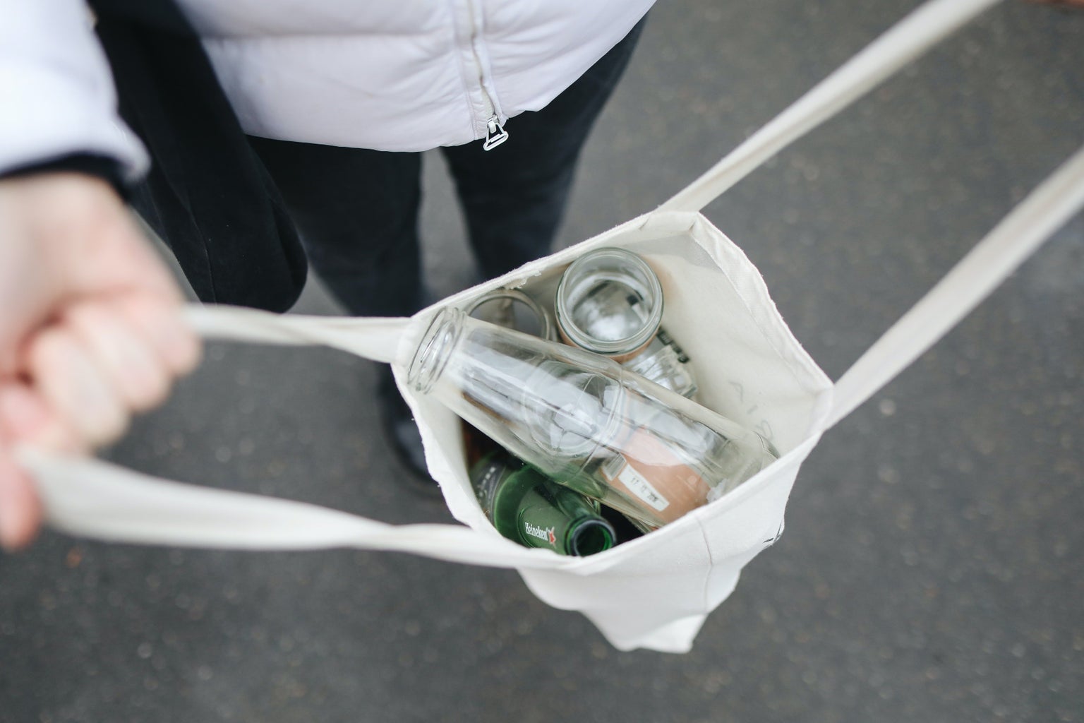 glass bottles in Reusable bag