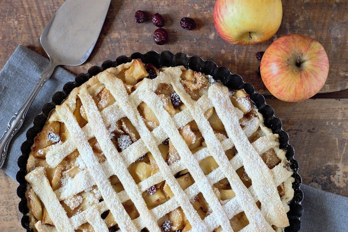 Baked apple pie