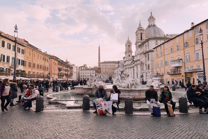 Fountain in Rome Italy by Sofia Tempestoso?width=698&height=466&fit=crop&auto=webp