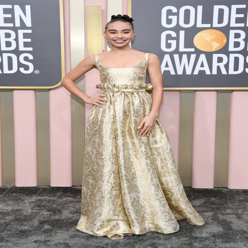 Bailey Bass' 2023 Golden Globes Look Was Straight Out Of 'Bridgerton