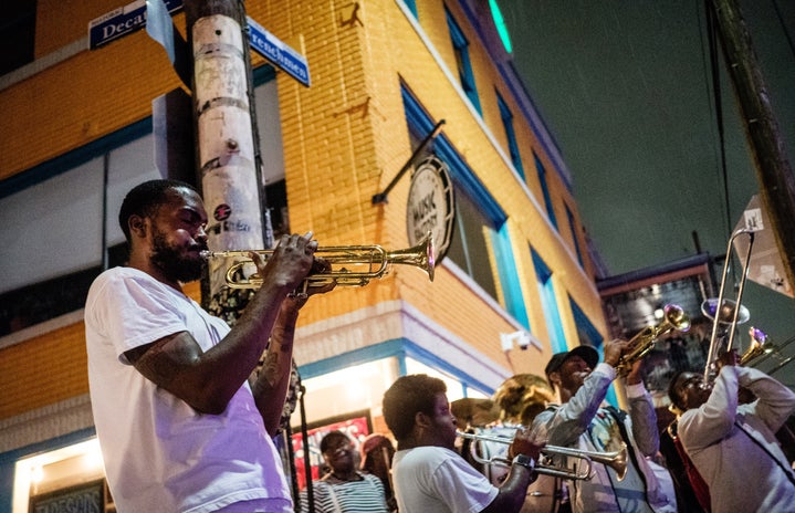 musicians on frenchman street new orleans by unsplash?width=719&height=464&fit=crop&auto=webp