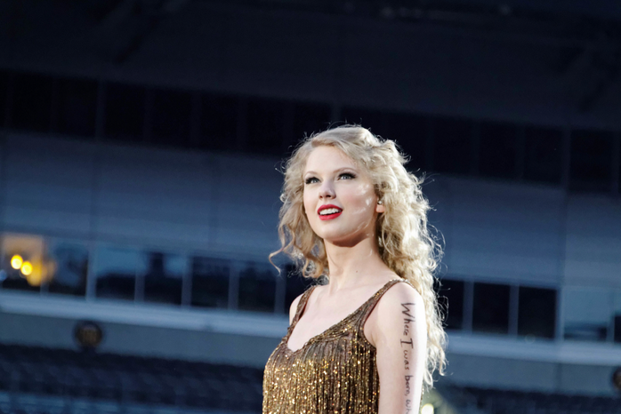 Taylor Swift on the Speak Now Tour by Ronald Woan?width=698&height=466&fit=crop&auto=webp