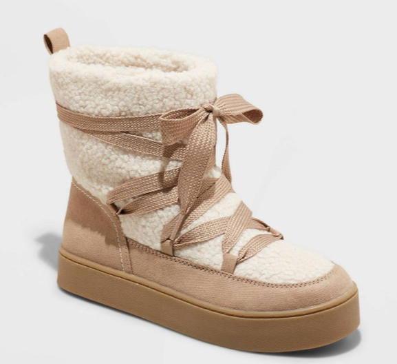 Women\'s Birgitte Winter Boots - Universal Thread™
