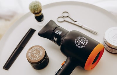 hairdryer and accessories