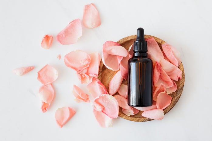Facial oil with rose petals