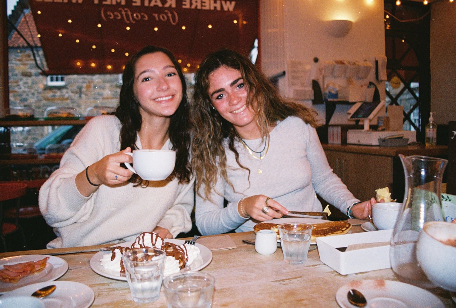 Girls at brunch