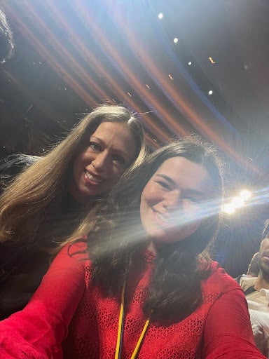 chelsea clinton and ilana drake