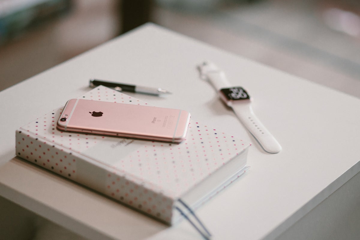 How Your Smartwatch Can Help You Be A Better Student