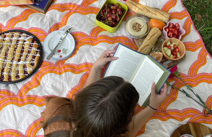reading at picnicjpg by Jordan Thornsberry?width=719&height=464&fit=crop&auto=webp