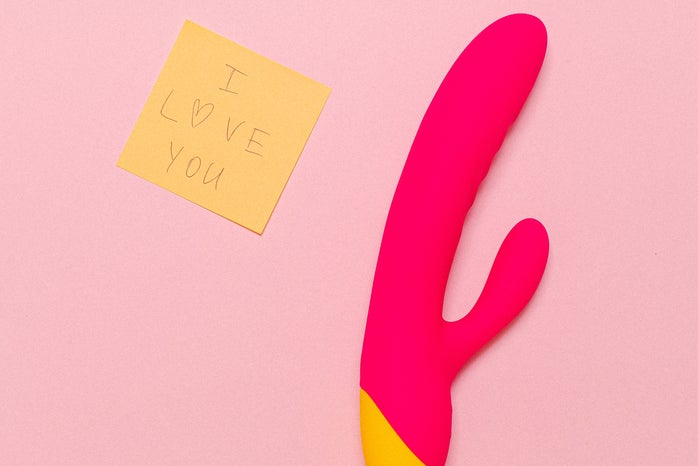 vibrator and sticky note saying I love you by Anna Shvets?width=698&height=466&fit=crop&auto=webp